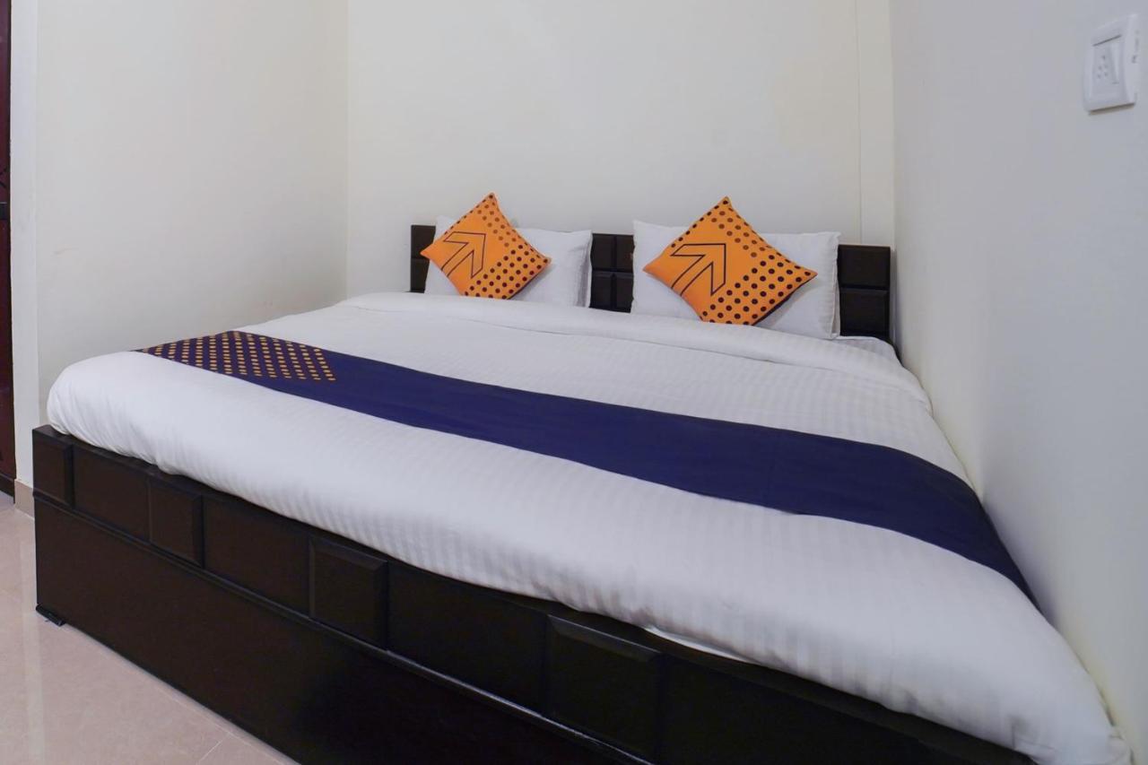 Spot On 67119 Hotel Shivam Residency Rampura  Экстерьер фото